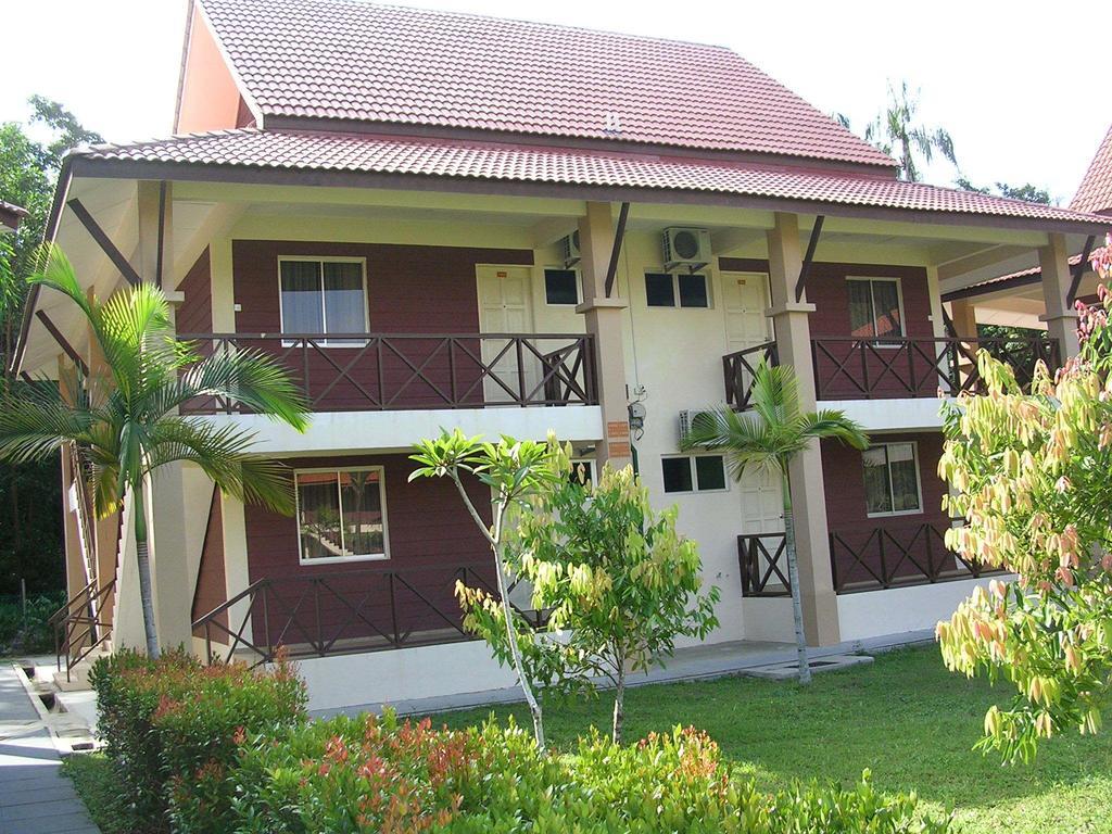 Rompin Beach Resorts Kuala Rompin Ngoại thất bức ảnh