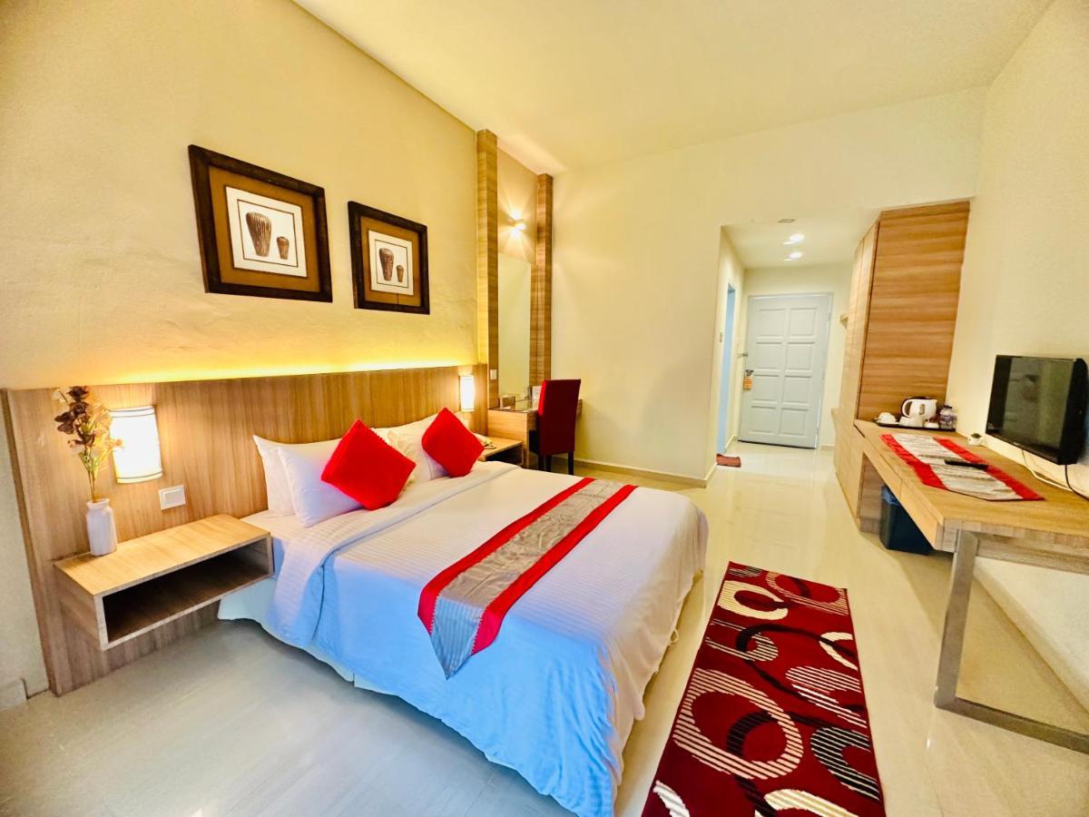 Rompin Beach Resorts Kuala Rompin Ngoại thất bức ảnh