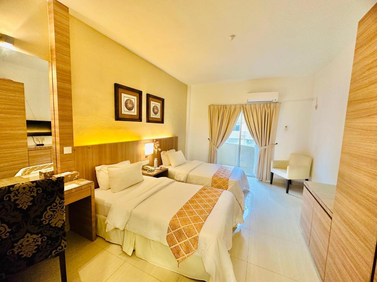 Rompin Beach Resorts Kuala Rompin Ngoại thất bức ảnh