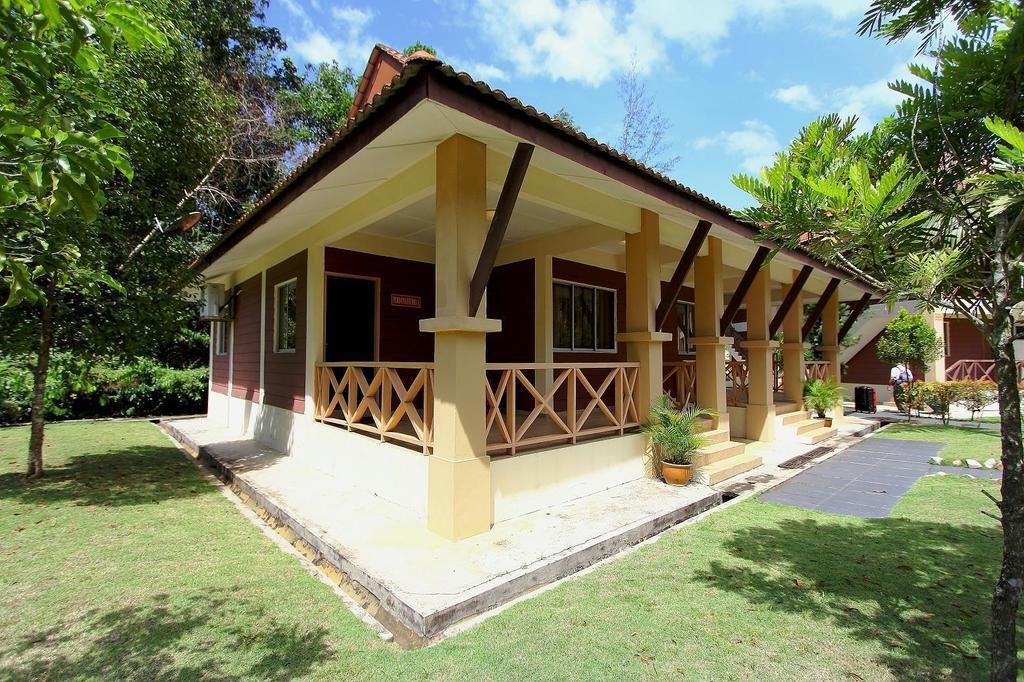 Rompin Beach Resorts Kuala Rompin Ngoại thất bức ảnh