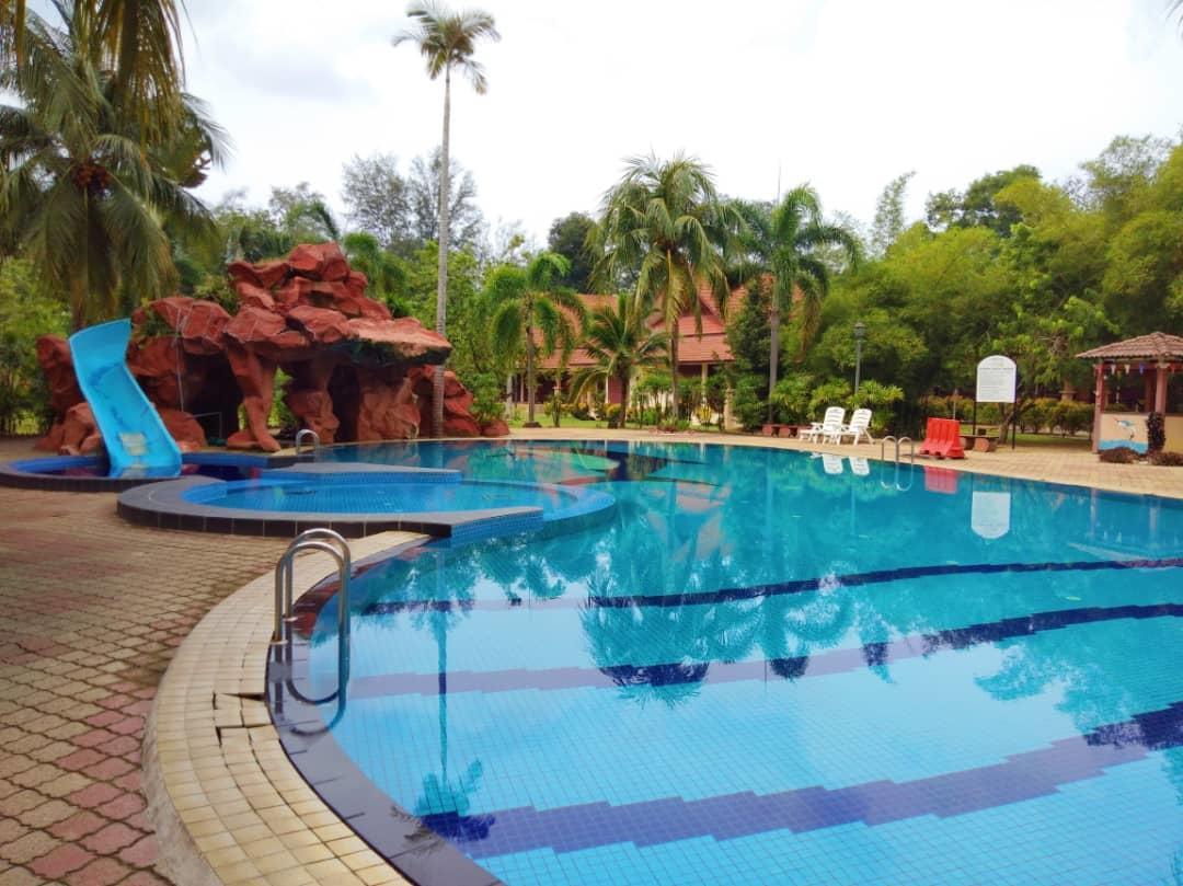 Rompin Beach Resorts Kuala Rompin Ngoại thất bức ảnh